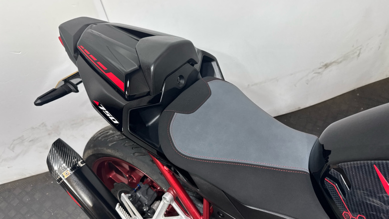 (23MY) Honda CB750 Hornet